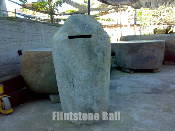 stone_mail_box